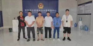 男子挥霍完拆迁款后和同村人砸车窗行窃，连续作案17起被刑拘缩略图