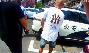 上海一KTV内存在违法行为？多次匿名报警存蹊跷，警方调查发现真相缩略图