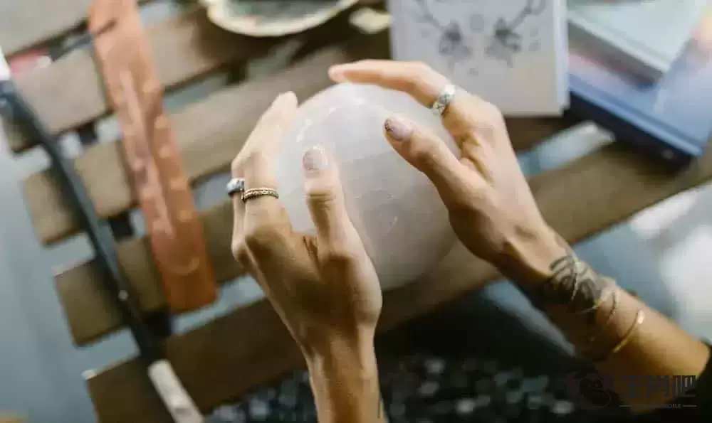 属狗最爱的女人 青睐网