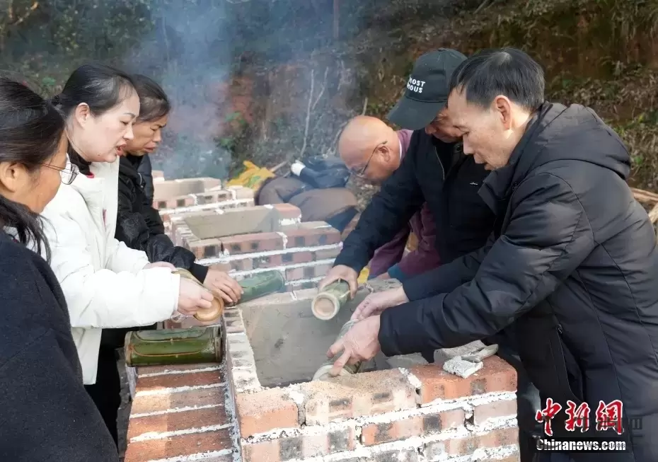 乡村文旅活动让杜仲鸡火辣出圈插图7